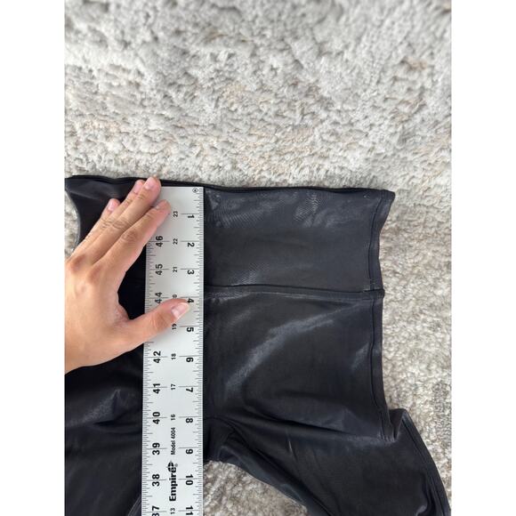 Spanx Size S Faux Leather Casual Leggings Black Elastic Waist Pull On Stretch - Picture 5 of 11